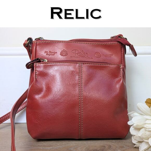 Relic Faux Leather Crossbody Bag Red Small Zip Top Adjustable Strap Minimalist - Picture 1 of 13